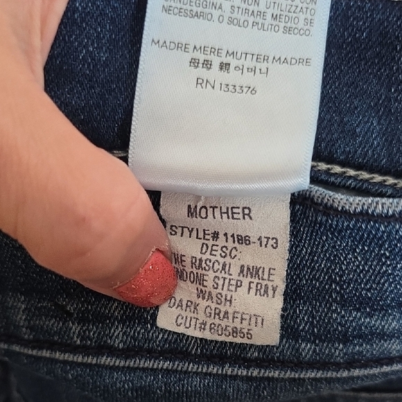 MOTHER Rascal Ankle Undone Step Fray Jeans Sz 26 Dark Graffiti - Picture 8 of 8